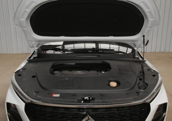 低價高配的SUV，品質一流，可選雙色車身+運動座椅，6.38萬起