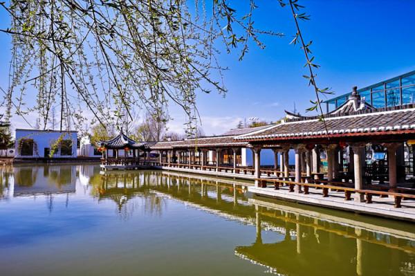 山東一地被稱為“中國地熱城”，甲等溫泉是養生聖地，距機場很近