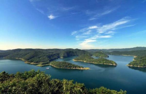 湖北這幾座城市旅遊業迎來機遇，一條沿江高鐵線在建，長313公里