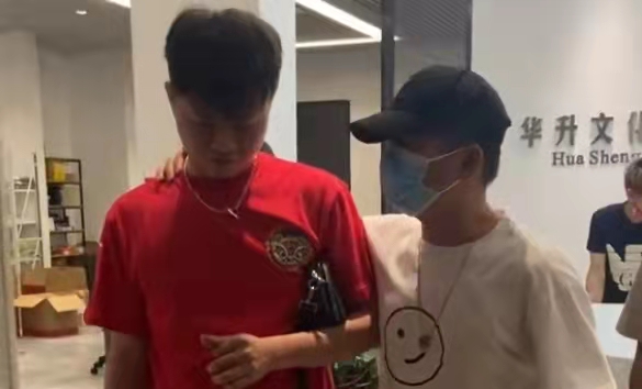 曾經的情歌王子六哲你還記得嗎？他和許華升是什麼關係？