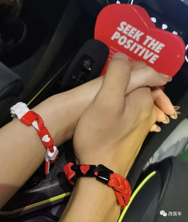 00後大學生改裝領克03+,擁有WTCR年度冠軍車同款顏色 00後大學生改裝領克03+,擁有WTCR年度冠軍車同款顏色