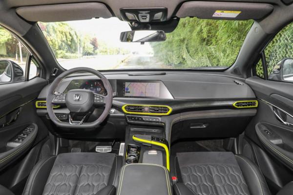 長安UNI-T:緊湊型SUV,指導價13.89萬,造型酷炫 長安UNI-T:緊湊型SUV,指導價13.89萬,造型酷炫