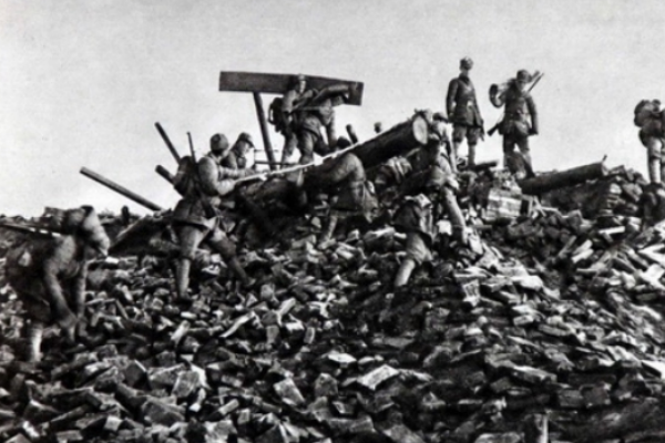 美軍20萬磅炮彈，為何拿不下一個排？戰後美軍司令都被撤職