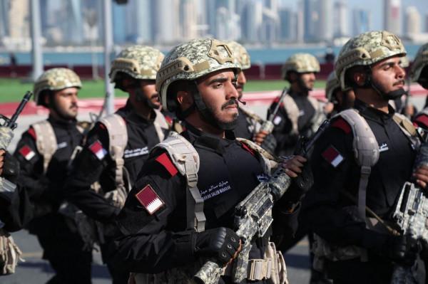 卡達舉行國慶閱兵式