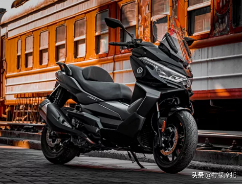 隆鑫350踏板正式命名為SR4Max.. 隆鑫350踏板正式命名為SR4Max..