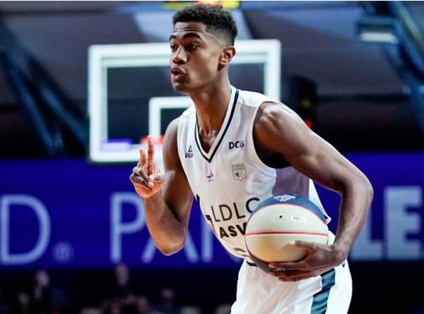 美媒提交易方案!火箭得到馬勒東+費沃斯,雷霆獲得沃爾+兩首輪籤 美媒提交易方案!火箭得到馬勒東+費沃斯,雷霆獲得沃爾+兩首輪籤