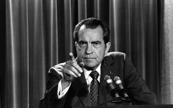 1969年，美軍偵察機飛入朝鮮領空被無情擊落為何事後卻不了了之？