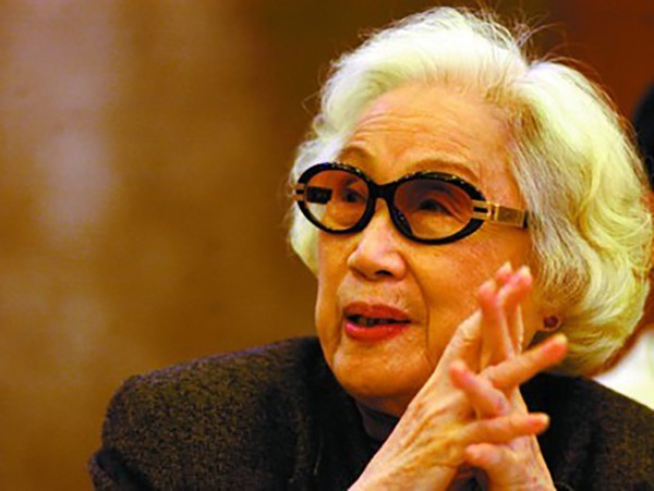 88年人大會議上,“請小平同志不要吸菸”的女人,後來怎樣了? 88年人大會議上,“請小平同志不要吸菸”的女人,後來怎樣了?