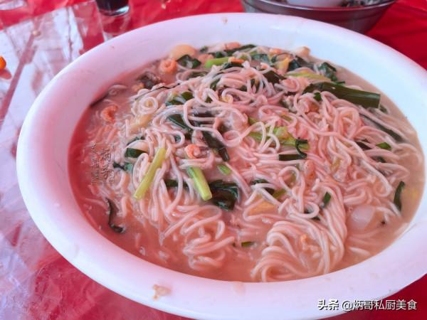 福建農村喜宴，土廚師真廚藝，親友都誇：這菜比大酒店實在還好吃