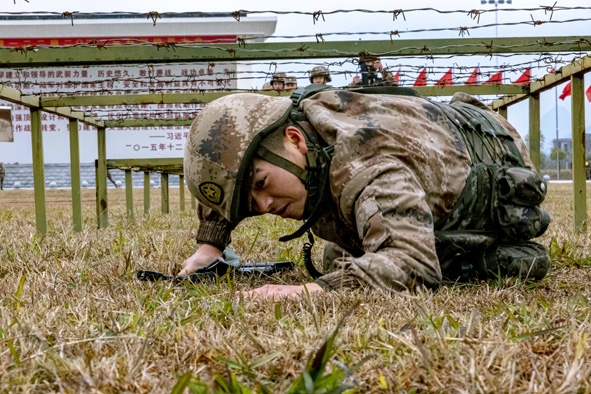 從這裡走向戰場 從這裡學會成長