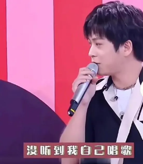 過氣選秀藝人的窘境:線上求工作,被資本拋棄,只剩尷尬與心酸 過氣選秀藝人的窘境:線上求工作,被資本拋棄,只剩尷尬與心酸