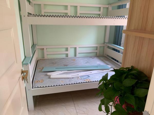 有人說我家是土豪裝修的，帶傢俱家電總花10萬，不知道啥風格