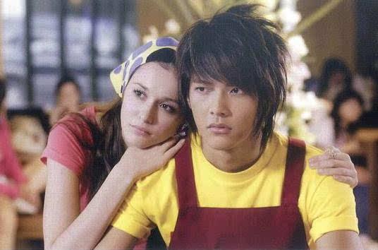 6個過氣組合生存現狀：有人落魄街頭擺攤，有人直播只有200人觀看