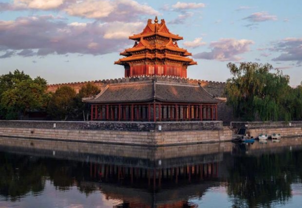 1959年，北京一小偷靠“輕功”盜走故宮15億文物，真相到底如何？