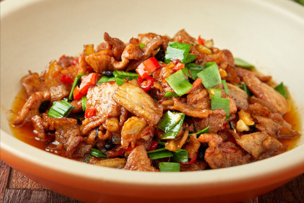 炒肉,不要再直接下鍋炒了,要想炒得更滑嫩,就得掌握關鍵2步 炒肉,不要再直接下鍋炒了,要想炒得更滑嫩,就得掌握關鍵2步