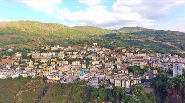 民國三十年大涼山徒步遊記:到美姑,遇幾個被擄走的漢人訴苦 民國三十年大涼山徒步遊記:到美姑,遇幾個被擄走的漢人訴苦