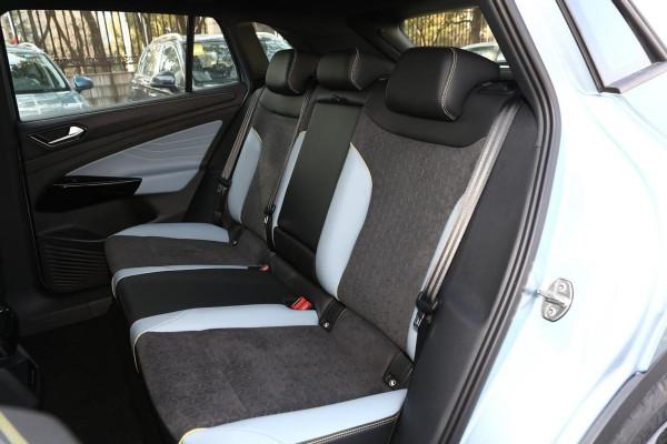 大眾純電SUV來了,續航最高555km,ID.4X19.99萬起,顏值高檔次足 大眾純電SUV來了,續航最高555km,ID.4X19.99萬起,顏值高檔次足