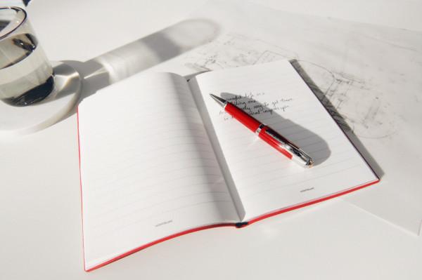 寶可夢水晶精靈球捕獲神奇寶貝，ADIDAS×NAO虛擬織布機自由DIY面料丨是日美好事物