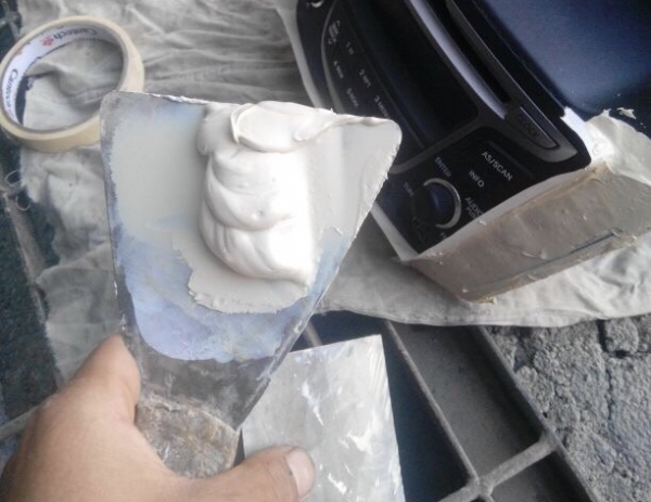 為什麼越來越多人選擇內牆用耐水膩子？老師傅說：它環保更耐用