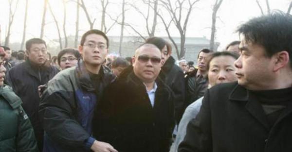 “步步血淚”郭德綱：馬季葬禮穿貂皮被罵，三次進京都經歷了什麼