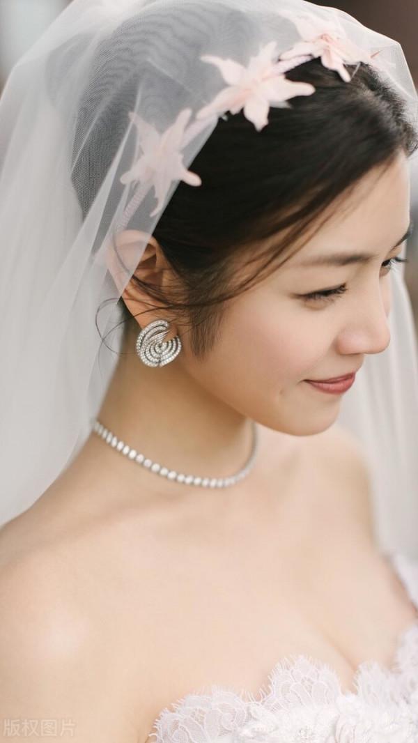 趙麗穎 Lisa 林依晨，這些娃娃臉女生 你們是吃可愛長大的嗎？