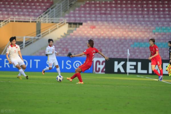 亞洲盃-王霜1射2傳，中國女足3-1越南獲世界盃入場券，半決賽抗日