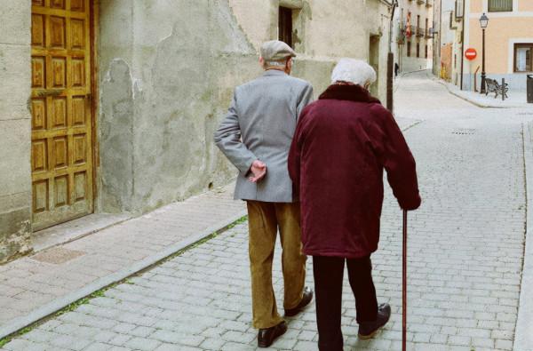 65歲大爺:和住家保姆搭夥,她對我,比子女對我都好 65歲大爺:和住家保姆搭夥,她對我,比子女對我都好