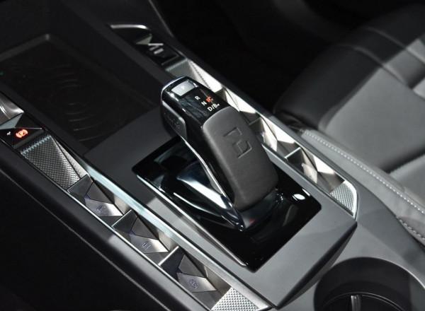 又一跨界型SUV,搭載純電驅動系統,續航450公里,內飾成最大亮點 又一跨界型SUV,搭載純電驅動系統,續航450公里,內飾成最大亮點