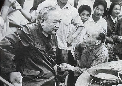 彭總稱讚他整訓成績突出，毛主席詢問經驗，高度讚譽，向全軍推廣