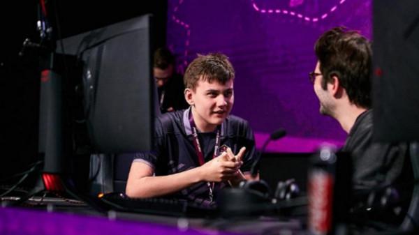 DOTA2：TS隊長談論隊伍狀態，年輕的隊伍需要磨練