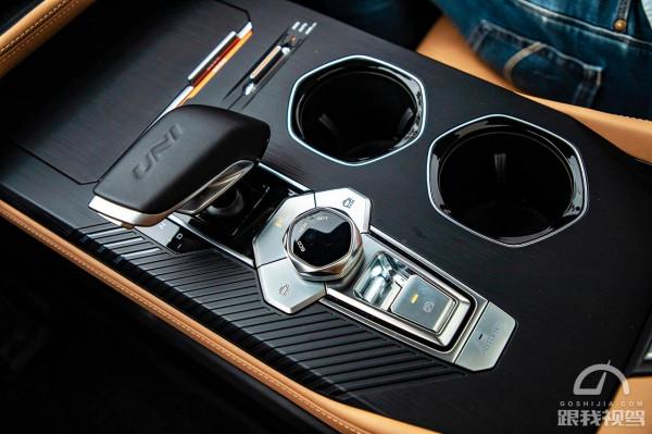 國產中型SUV的最佳之選?試駕UNI-K,注重空間和動力的不能錯過 國產中型SUV的最佳之選?試駕UNI-K,注重空間和動力的不能錯過