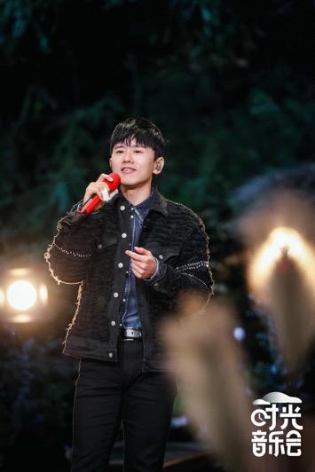 汪蘇瀧不配、鳳凰傳奇太土了?這檔綜藝證明了華語樂壇為何衰落 汪蘇瀧不配、鳳凰傳奇太土了?這檔綜藝證明了華語樂壇為何衰落