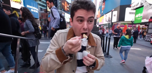 美國小夥認為中國食物不好吃,巨資買毛蛋讓老外吃,結果直呼真香 美國小夥認為中國食物不好吃,巨資買毛蛋讓老外吃,結果直呼真香