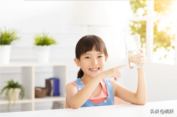 多喝水一年能瘦6斤?看這條 多喝水一年能瘦6斤?看這條