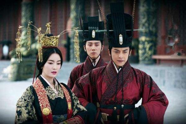 經歷複雜又傳奇的廢太子,祖孫三代的悲喜人生 經歷複雜又傳奇的廢太子,祖孫三代的悲喜人生