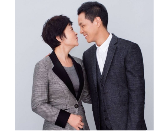 梁丹妮比丈夫馮遠大10歲,結婚26年卻一直沒有孩子卻十分恩愛 梁丹妮比丈夫馮遠大10歲,結婚26年卻一直沒有孩子卻十分恩愛