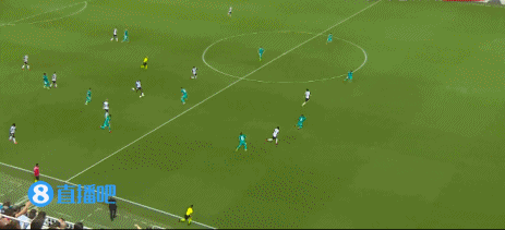 西甲-本澤馬絕殺維尼修斯傳射 皇馬3分鐘2球2-1逆轉瓦倫