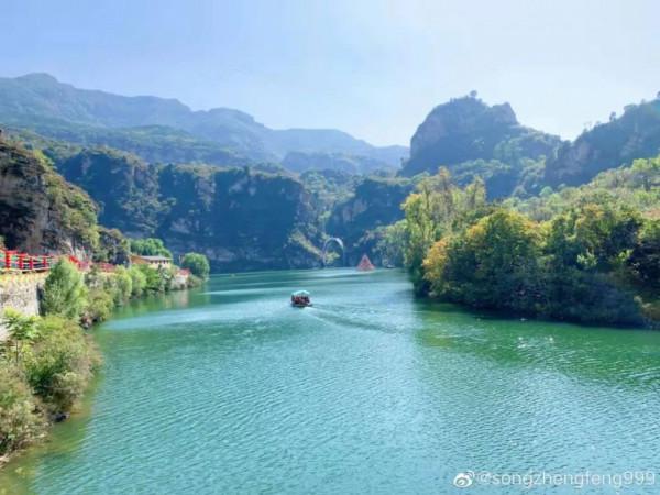 京郊藏了一條絕美國道，承包了京城最美秋色，秋意正濃，如詩如畫