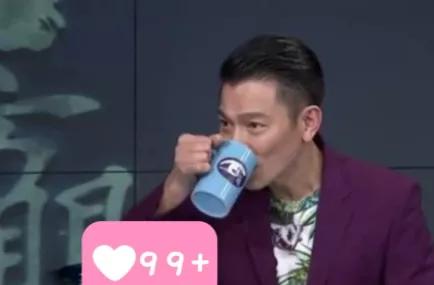 劉德華與周星馳差不多同齡,是什麼樣的保養方式讓顏值差那麼多? 劉德華與周星馳差不多同齡,是什麼樣的保養方式讓顏值差那麼多?