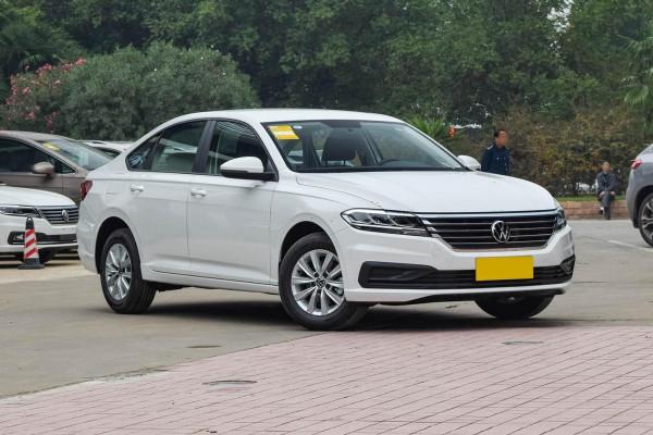 工薪族買車經濟好用就行，這三款車優惠大、品質穩，油耗低至5毛