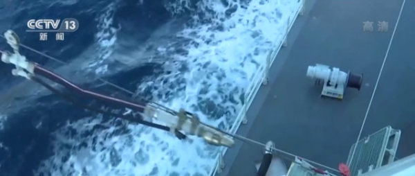 中俄海上聯合演習進行時 中方編隊完成海上航行補給 中俄海上聯合演習進行時 中方編隊完成海上航行補給