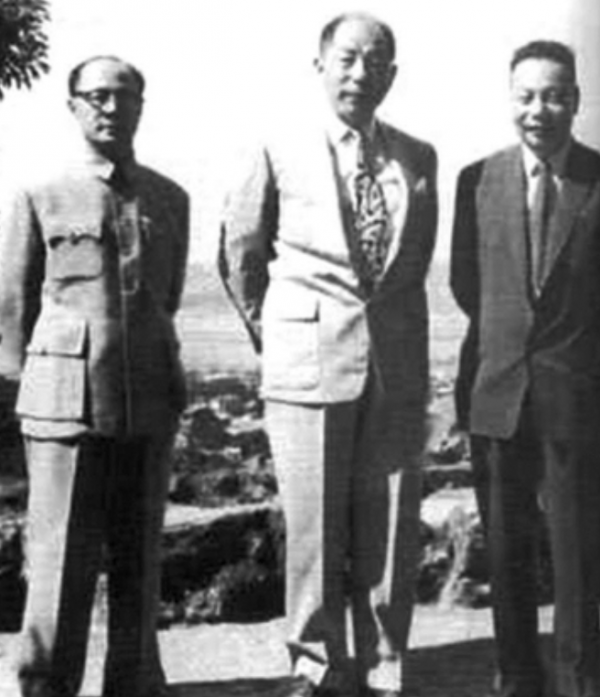 1991年,張學良囑託王冀幫忙:希望楊尚昆或鄧小平能寫一封邀請函 1991年,張學良囑託王冀幫忙:希望楊尚昆或鄧小平能寫一封邀請函