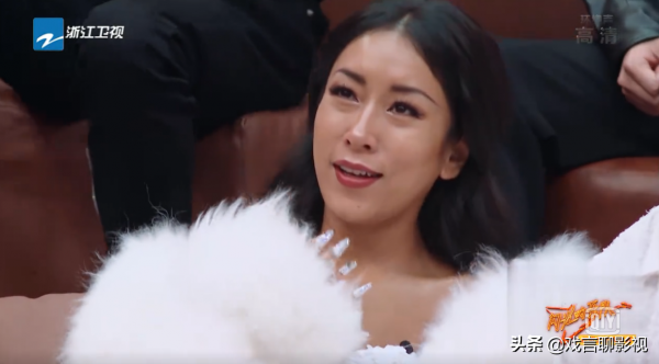 《閃光的樂隊》王靖雯致敬偶像李榮浩，催淚演繹，擊中楊丞琳淚點