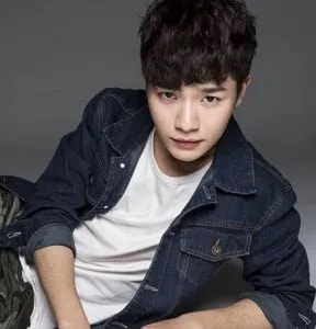 楊超越新劇殺青了,李岱昆一人挑戰兩角,“超虐”人設能否勝任? 楊超越新劇殺青了,李岱昆一人挑戰兩角,“超虐”人設能否勝任?