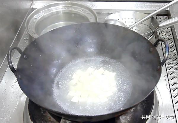 想吃“麻婆豆腐”自己在家做,麻辣鮮嫩,傳統老味道,拌飯一絕 想吃“麻婆豆腐”自己在家做,麻辣鮮嫩,傳統老味道,拌飯一絕