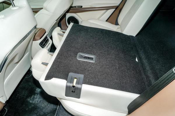 年底想買中大型SUV,不妨看看這兩款,空間大、配置多、舒適性好 年底想買中大型SUV,不妨看看這兩款,空間大、配置多、舒適性好