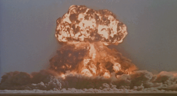 徒手掰開“原子彈”的人，成為“活死人”，DNA斷裂肌肉溶解