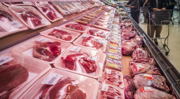 為什麼美國豬肉賣得如此便宜？看看美國人的殺豬流程就明白了