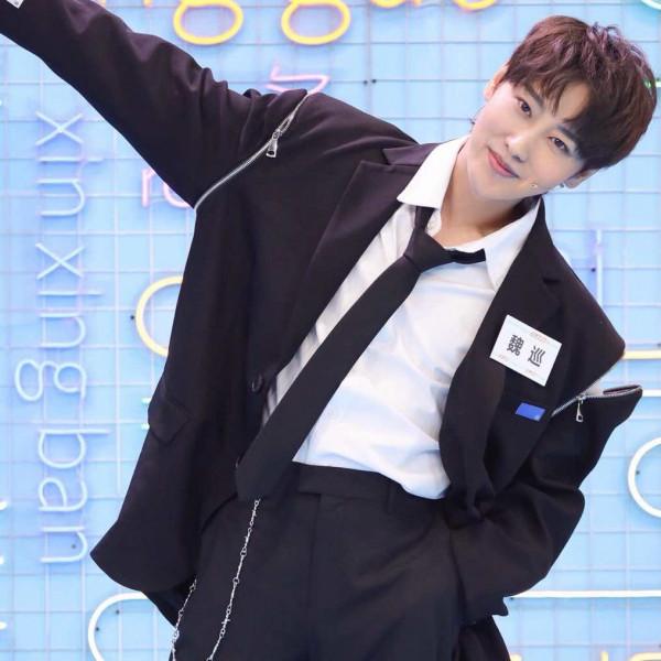 4年前的“快男冠軍”魏巡，曾被債主追到決賽，現在過得怎樣了？