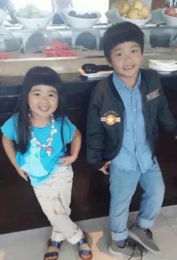 曹格女兒grace近照曝光，女大十八變越來越好看，腿太長了吧